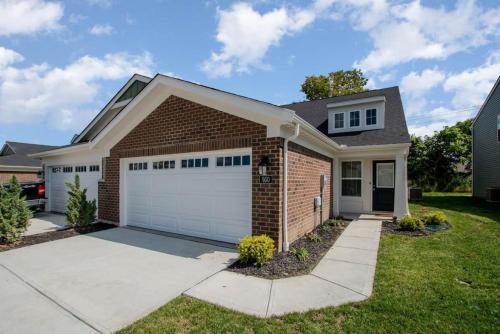 950 Southline Newly Built Home in Lebanon 4 BDR 2 5 Bath — 4-Star Luxury Hotel in Lebanon, United States