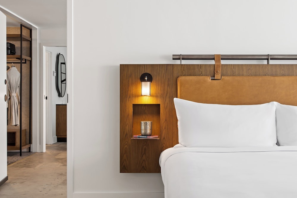 Yours Truly DC Vignette Collection by IHG - photo 12