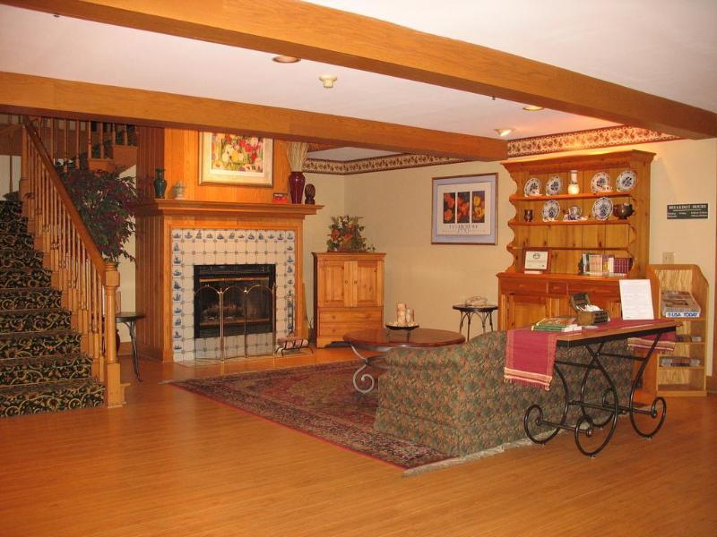 Country Inn & Suites by Radisson Holland MI - photo 19