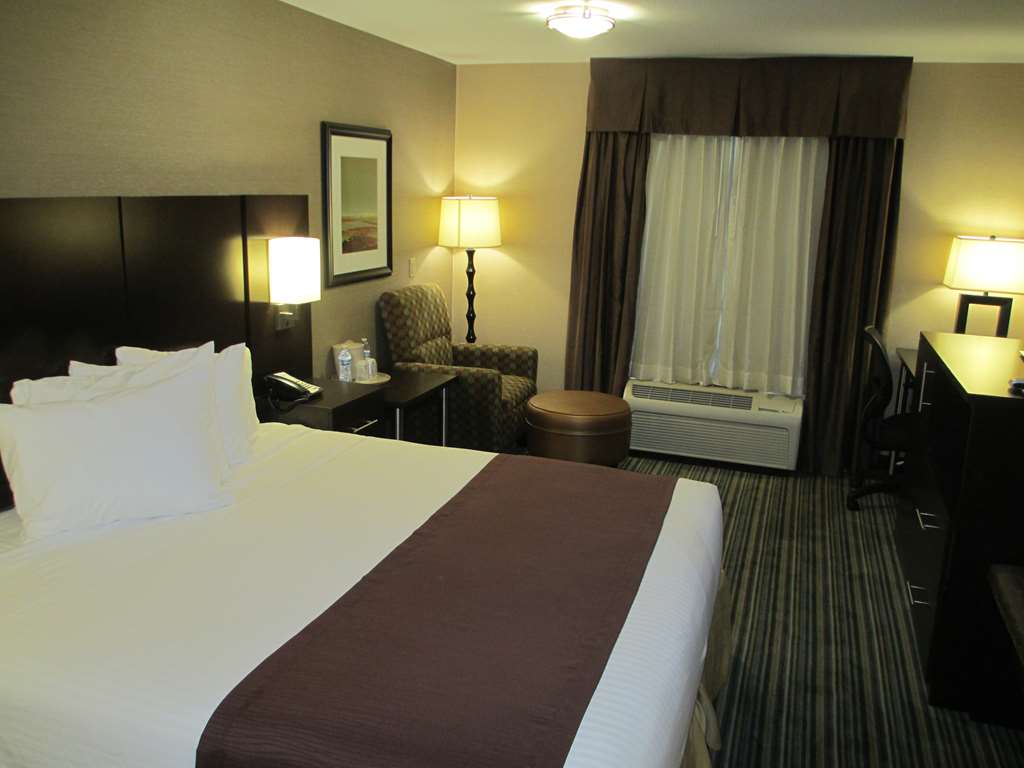 Best Western Brentwood Inn - photo 9
