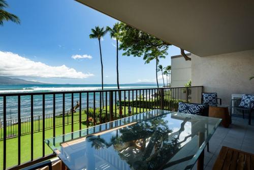 Luxury Remodeled Oceanfront Condo w Huge Views — 4-Star Luxury Hotel in Wailuku, United States