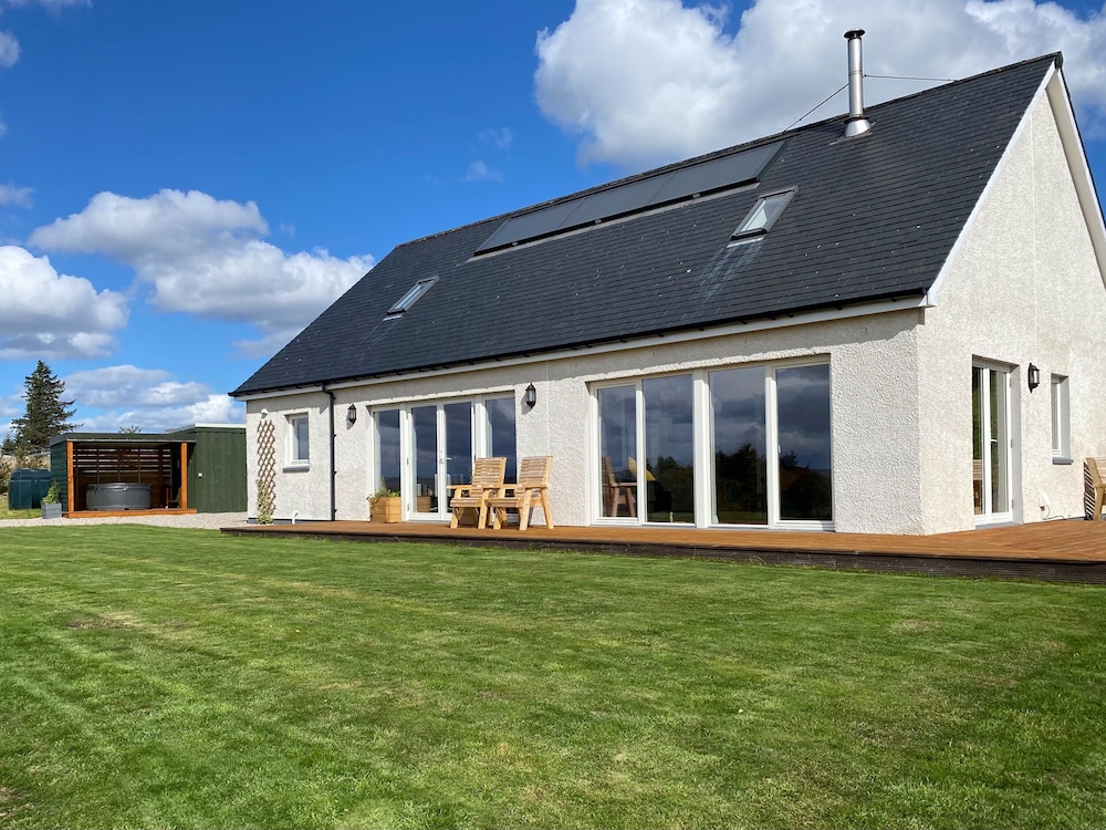 Sealladh Mor - carbon neutral hotel in Unknown City