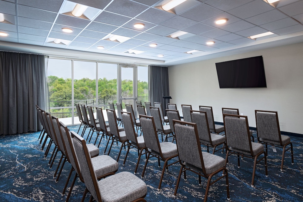 Fairfield by Marriott Inn & Suites Austin Georgetown - photo 25