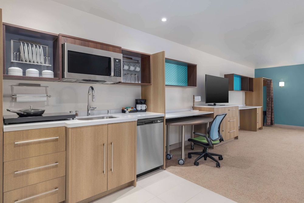 Home2 Suites By Hilton El Centro - photo 15