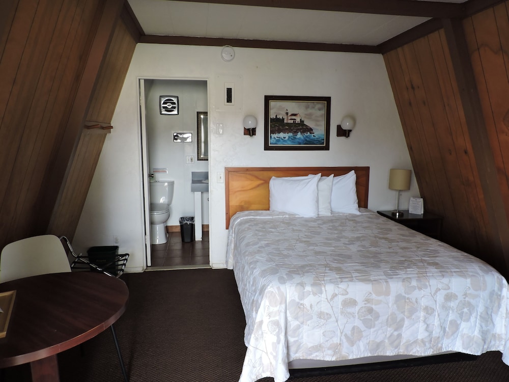 The Ranch Motel - photo 8