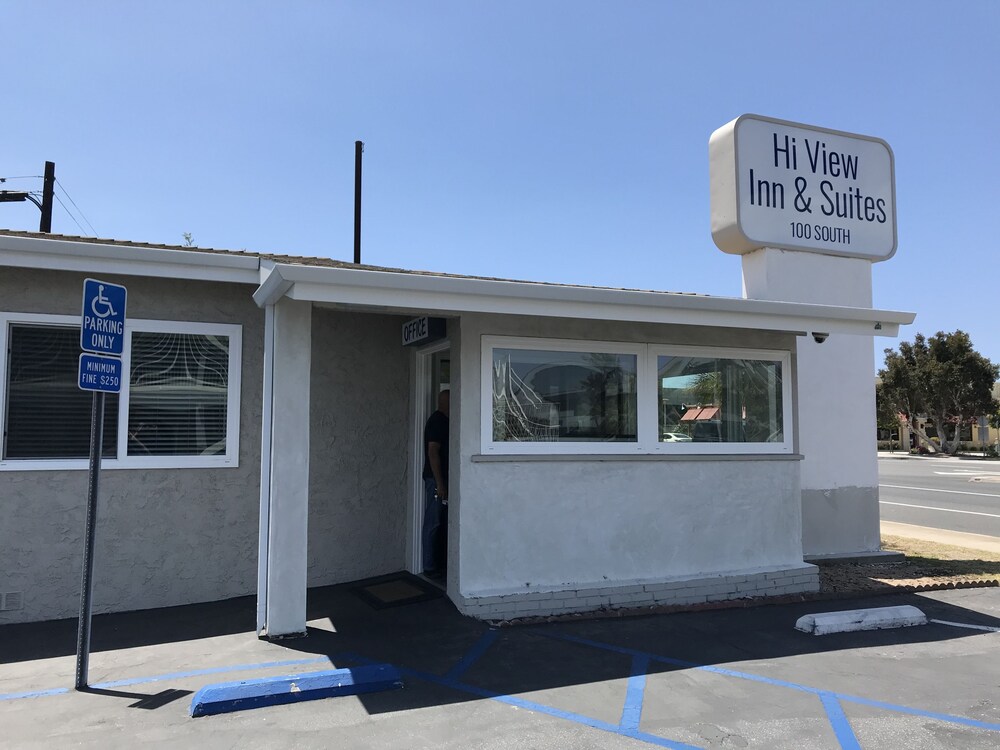 Hi View Inn & Suites - photo 15