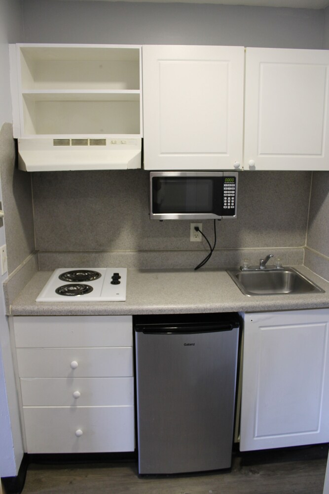 Budgetel Inn and Suites Atlanta Midtown - photo 11