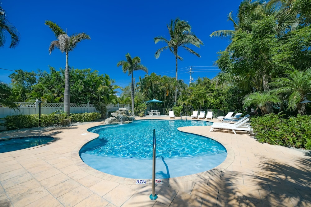 Tropical Breeze Resort - photo 163
