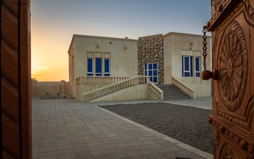 Danat Al Daffah in Sur, Oman