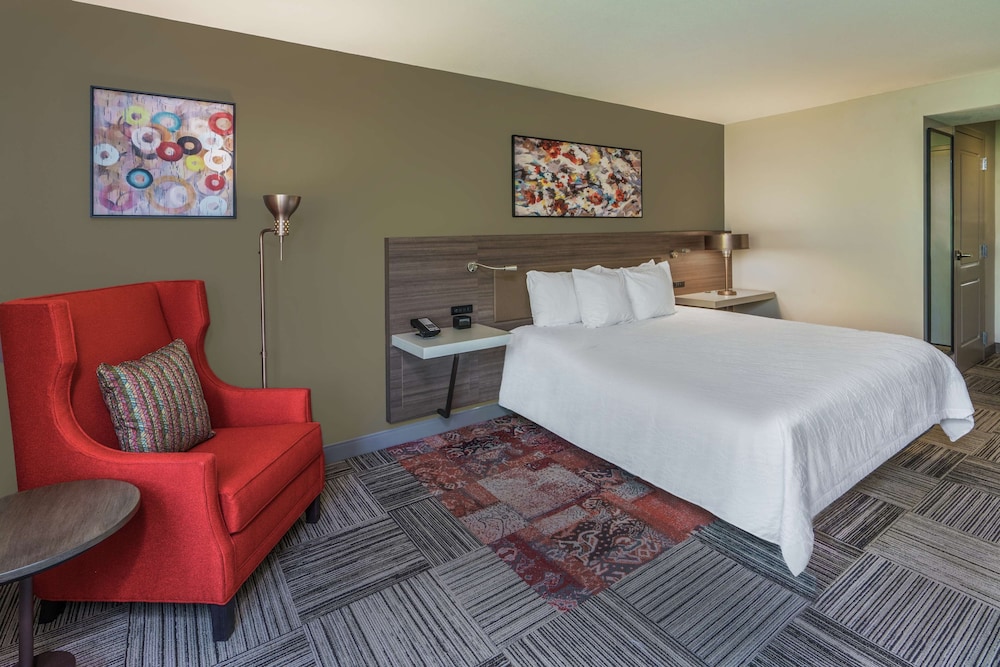 Hilton Garden Inn Syracuse - photo 10