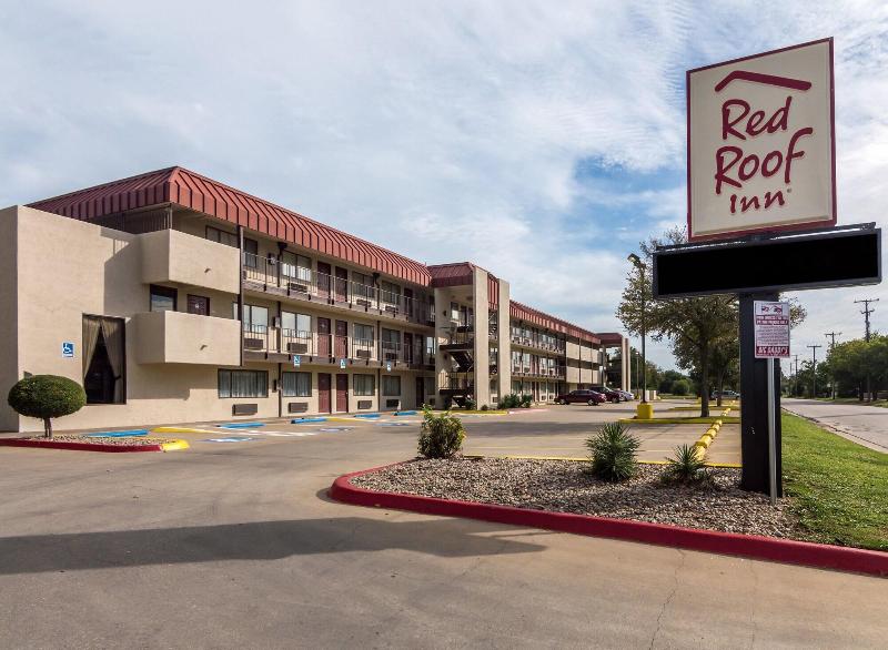 Red Roof Inn Wichita Falls - photo 3
