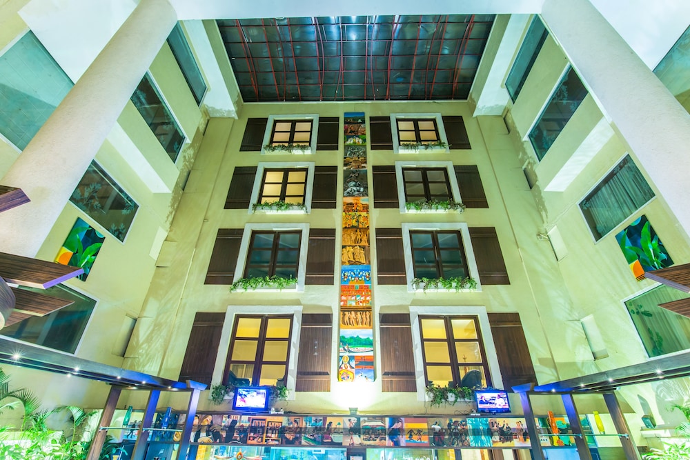 Halcyon Condominiums