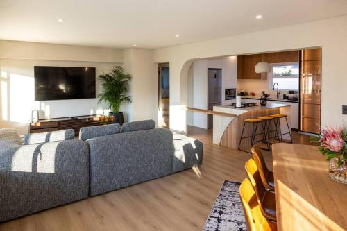 Magic On Main — 4-Star Luxury Hotel in Cape Town, South Africa
