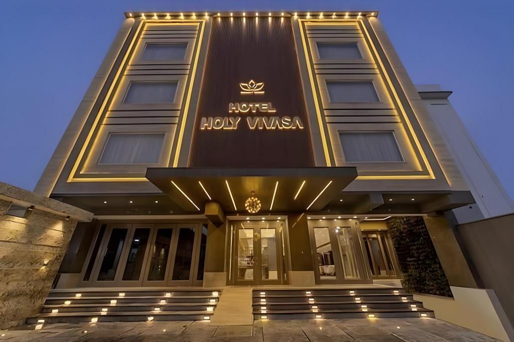 Hotel Holy Vivasa in Rishikesh, India