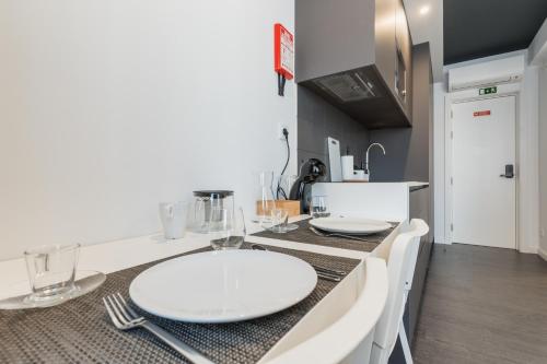 Avenida Concept Studios — 4-Star Luxury Hotel in Aveiro, Portugal