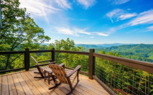 Mountain Dreams - last minute hotel in Sevierville