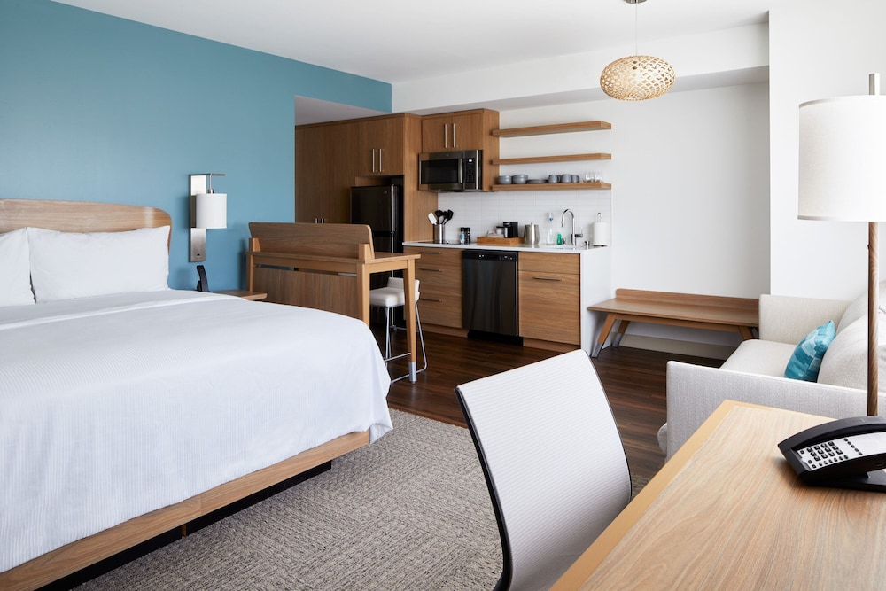 Element Irvine - carbon neutral hotel in Irvine