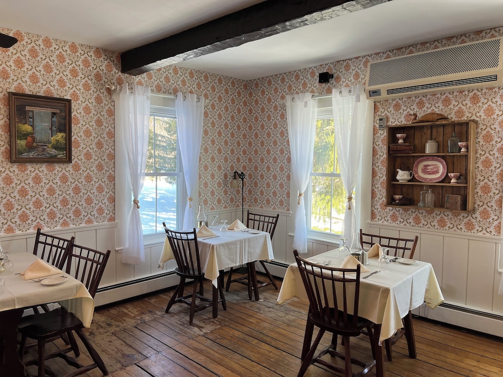 Echo Lake Inn - photo 68
