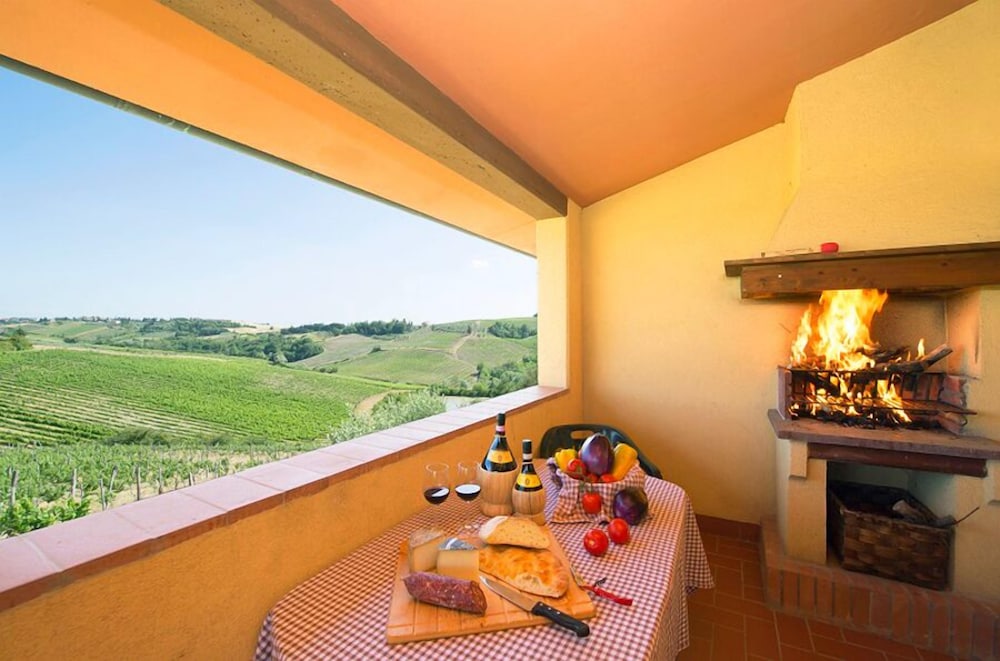 Tenuta Montespertoli — 4-Star Luxury Hotel in Montespertoli, Italy