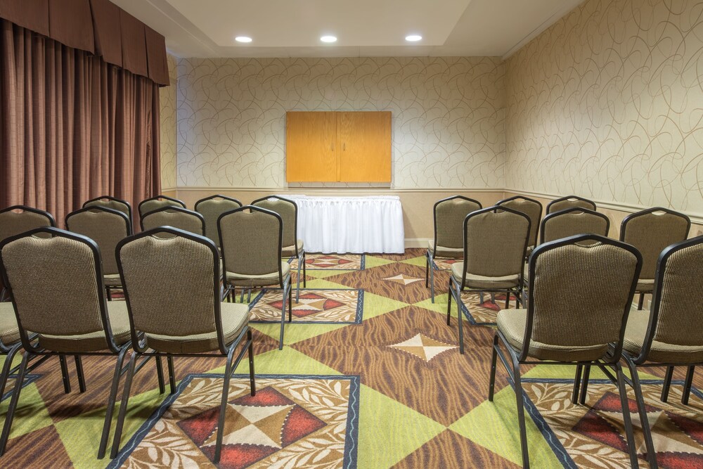 Holiday Inn Philadelphia Cherry Hill by IHG - photo 34