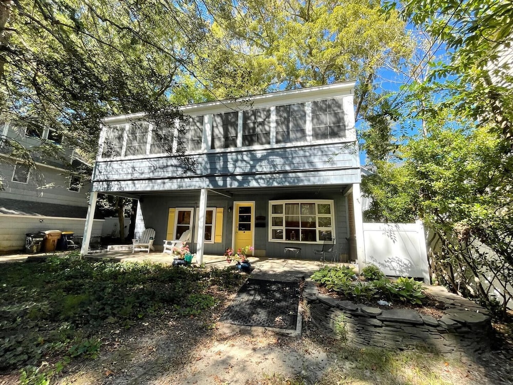 Oak Avenue 49 - last minute hotel in Rehoboth Beach