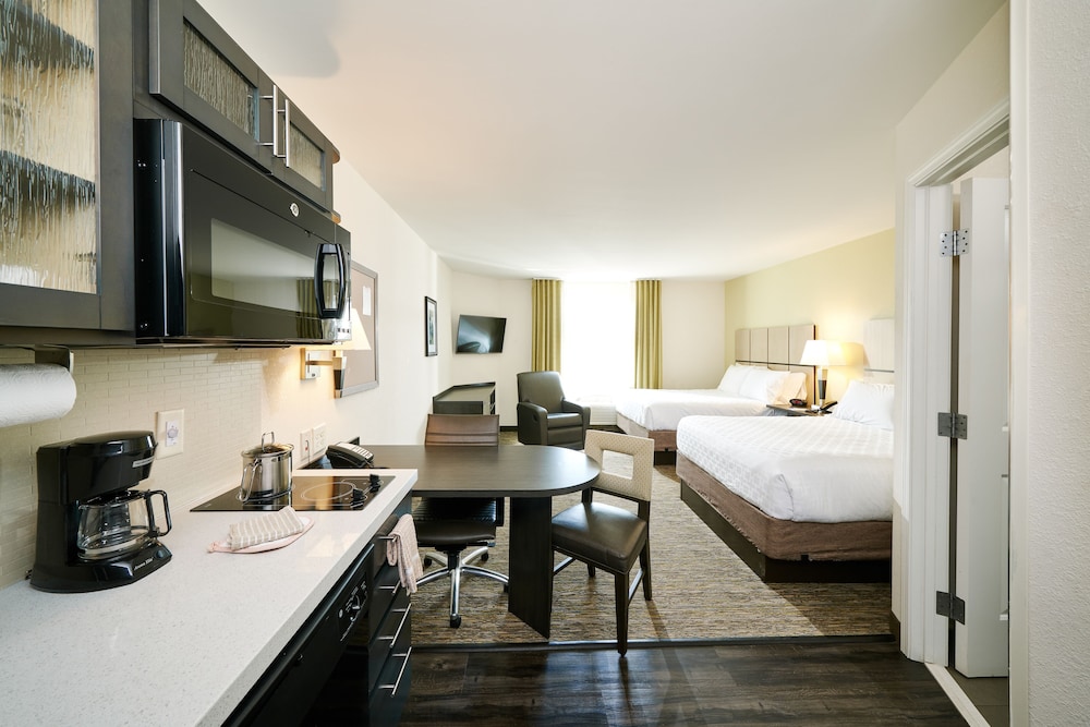 Candlewood Suites Midland SW by IHG - photo 8