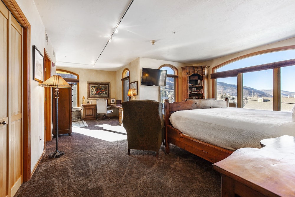 The Caledonian by All Seasons Resort Lodging - photo 16