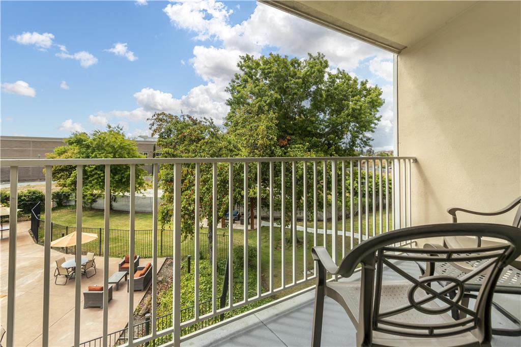 Best Western Plus Garden Court Inn - photo 34