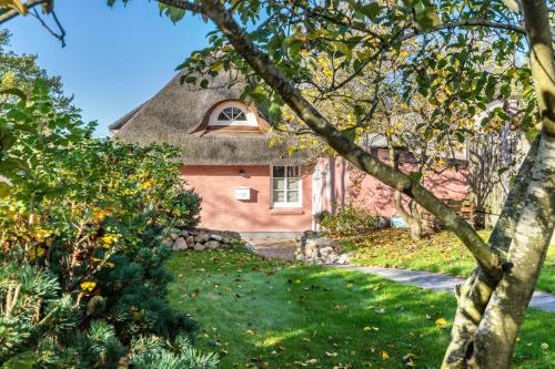 Jules Reetdachkate - last minute hotel in Mildstedt