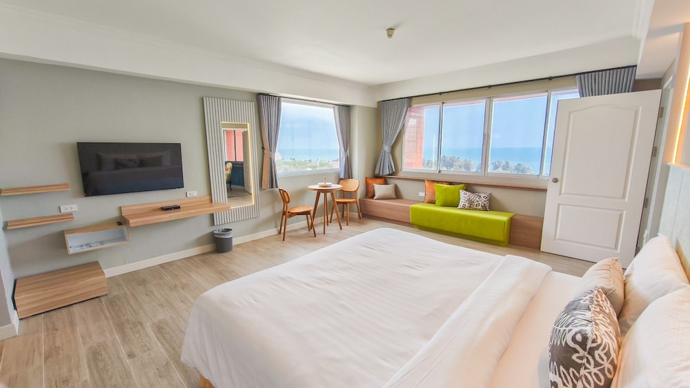 Hua Hin Grand Hotel and Plaza — hotel in Hua Hin
