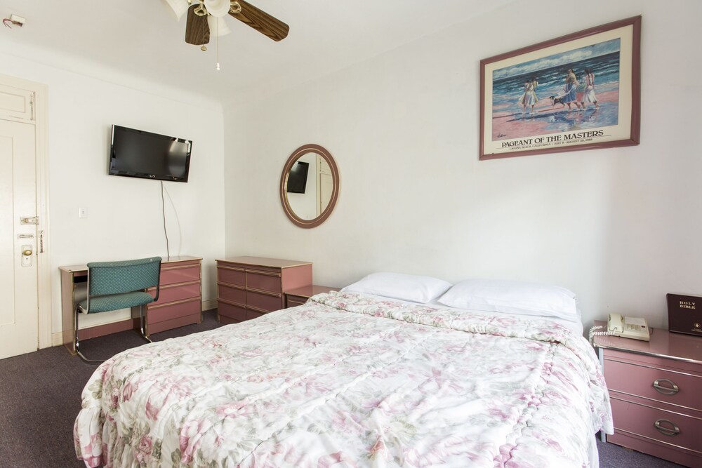 Hotel Del Flores - photo 20