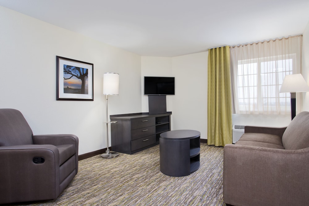Candlewood Suites Fort Campbell Oak Grove by IHG - photo 16