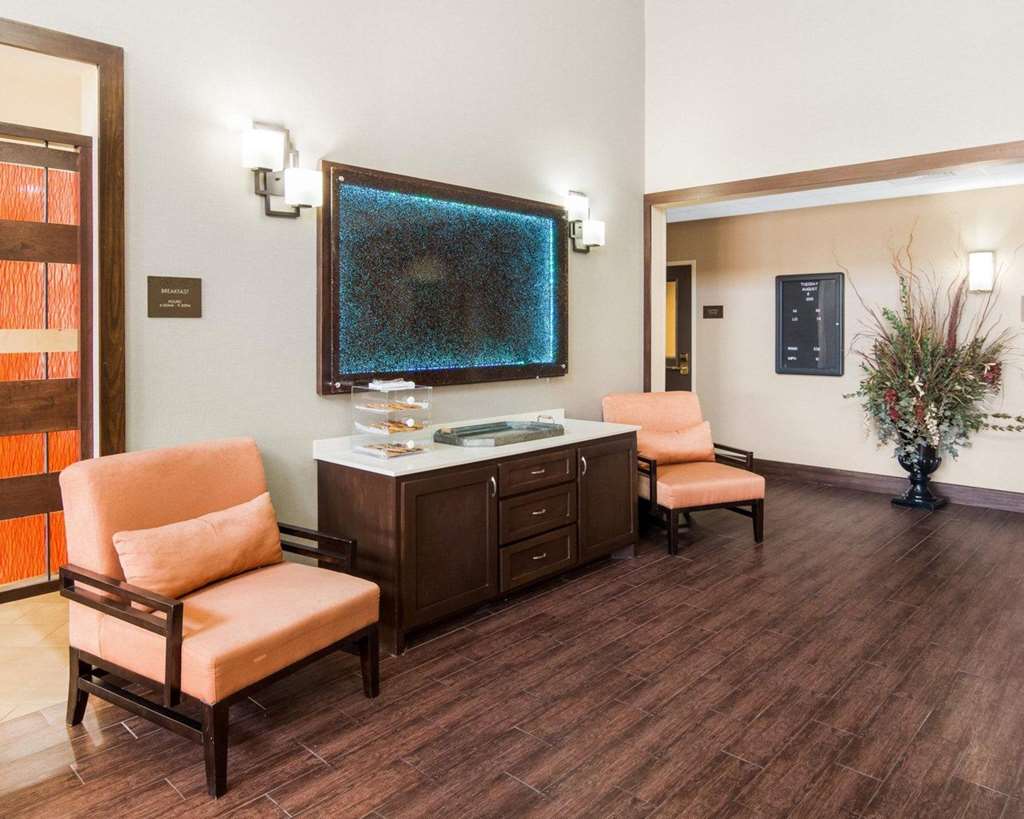 Comfort Suites Odessa near University - photo 6