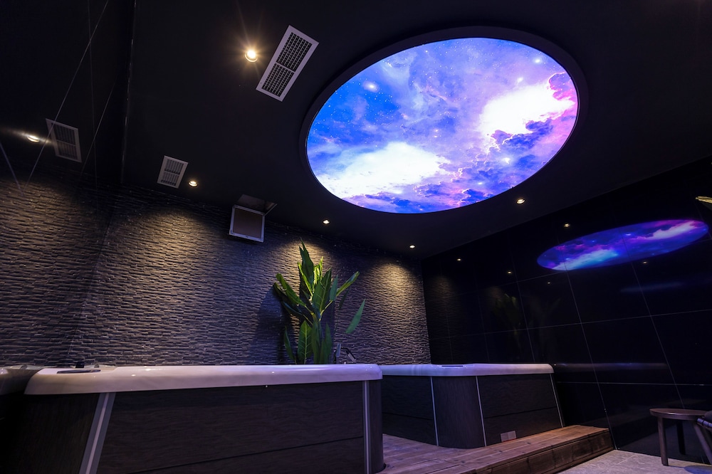 Destiny Hotel - carbon neutral hotel in Kashar