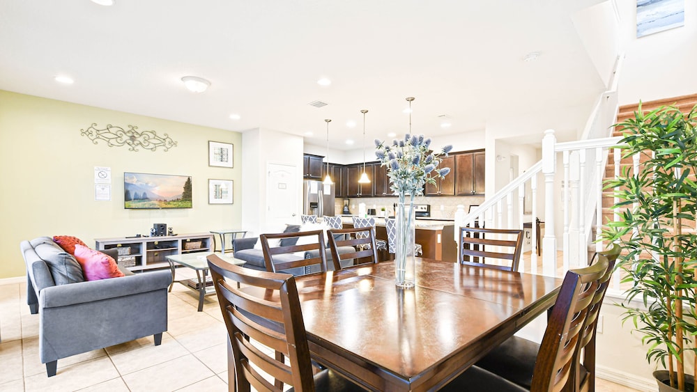 Free Waterpark Access 5br Resort Townhome w Pool - photo 46