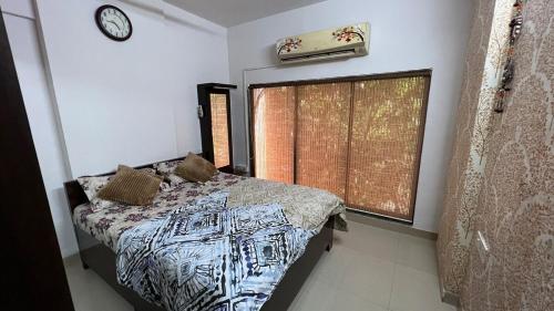 Entire Flat in Andheri West #08