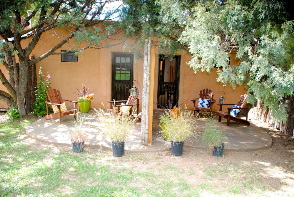 Old Taos Guesthouse B&B - photo 35
