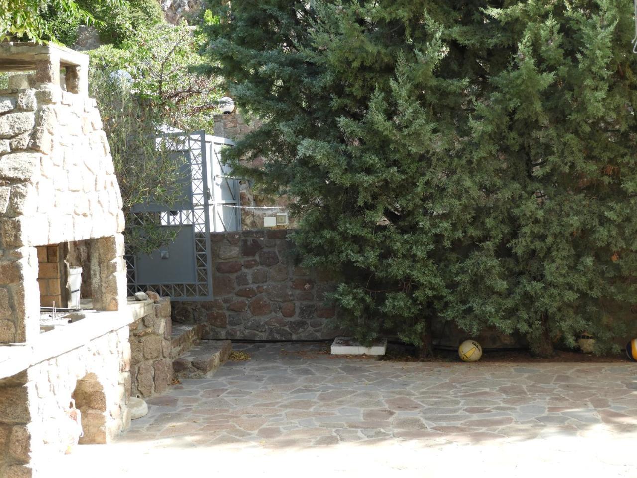 Serenity Villa Aegina Fantastic View Near the Beach — 4-Star Luxury Hotel in Aegina, Greece