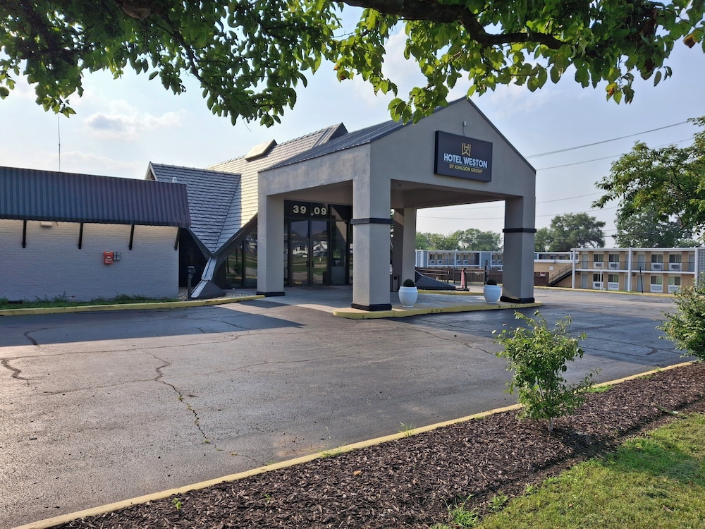 Hotel Weston RFD — hotel in Rockford