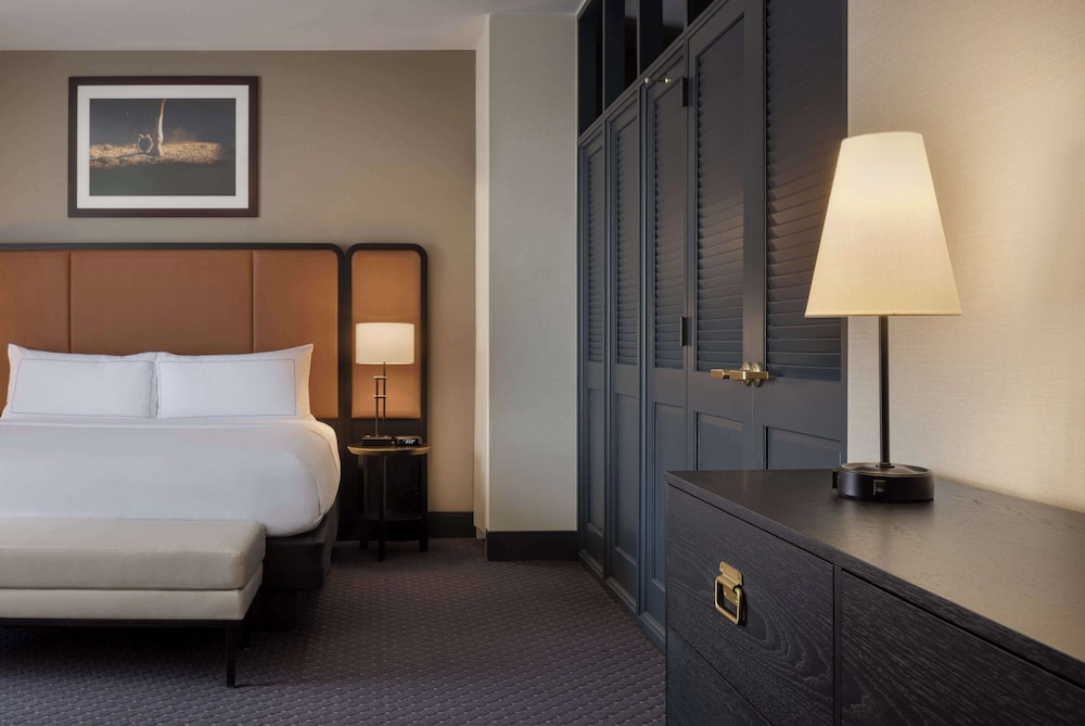 DoubleTree Suites by Hilton Hotel Lexington - photo 18