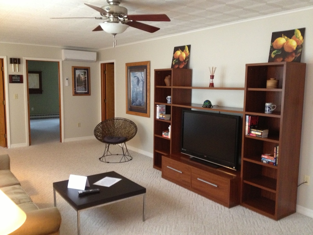 Lukans Farm Resort — hotel in Hawley