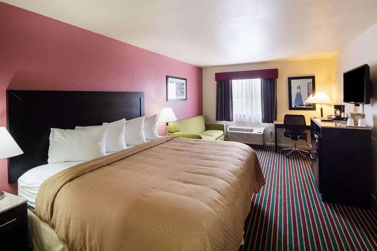 Baymont by Wyndham Del Rio - photo 14