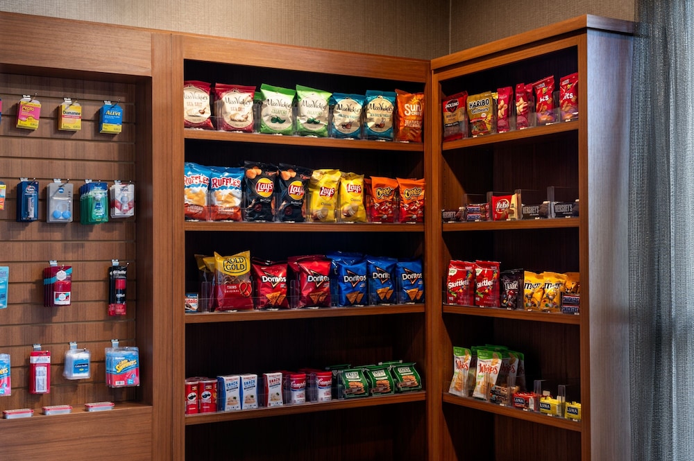 SpringHill Suites by Marriott West Mifflin - photo 17
