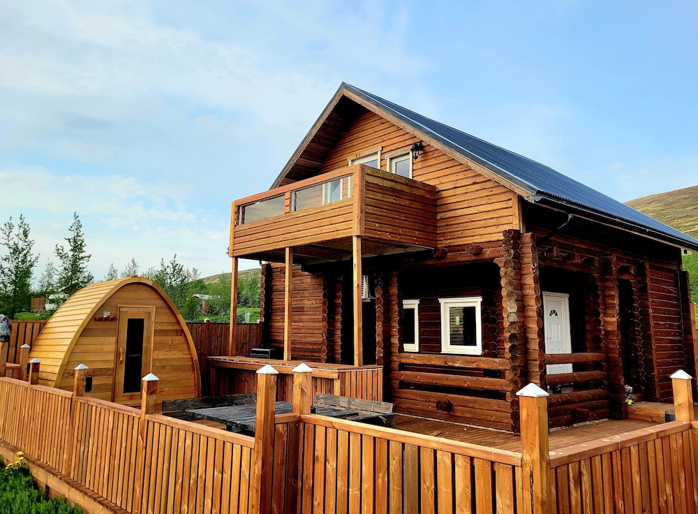 Loghouse with amazing view and sauna in Akureyri, Iceland