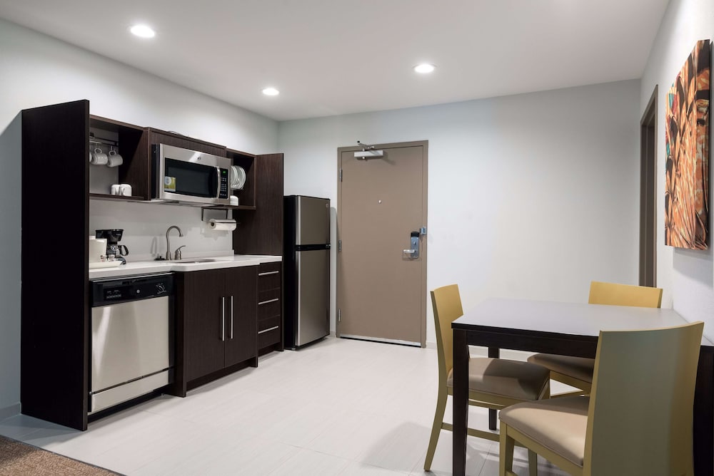Home2 Suites by Hilton Charlotte University Research Park - photo 10