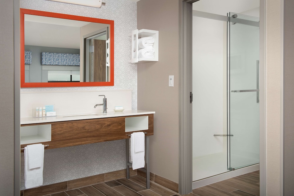 Hampton Inn Baltimore Downtown Convention Center - photo 27