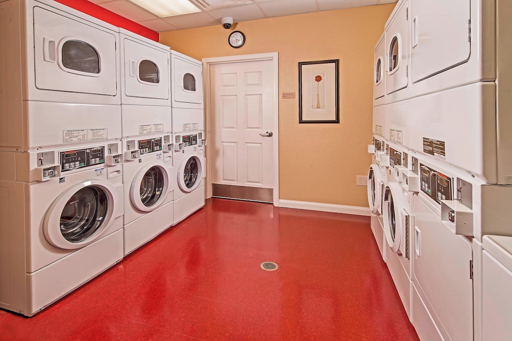 Towneplace Suites by Marriott Clinton at Joint Base Andrews - photo 22