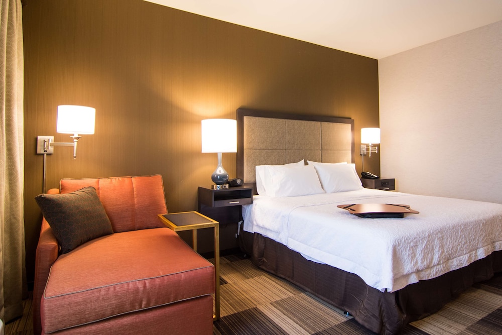 Hampton Inn Orange City - photo 14