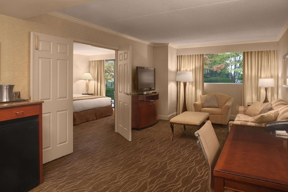 DoubleTree by Hilton Akron Fairlawn - photo 6