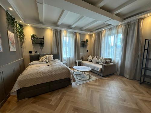 Book A Room Salzburg Apartment 33 — 4-Star Luxury Hotel in Salzburg, Austria